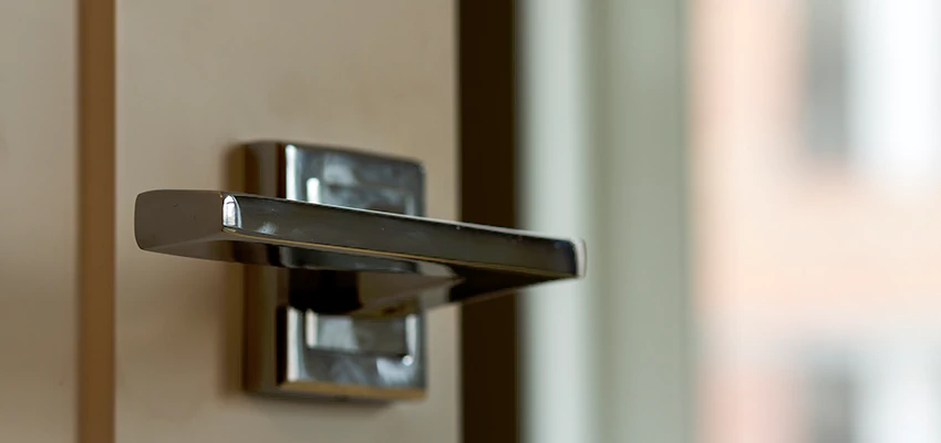 Door Lever Knob Repair in West Palm Beach, Florida