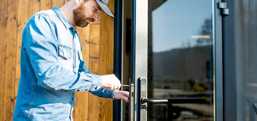 Frameless Glass Storefront Door Locks Replacement in West Palm Beach, FL